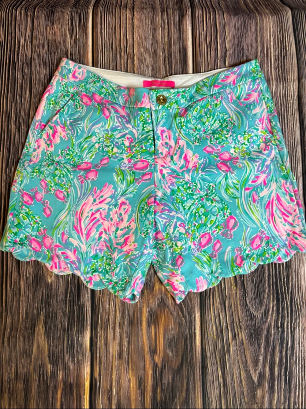 Lilly Pulitzer Turquoise, Pink & Green Scallop Hem Shorts(0045)